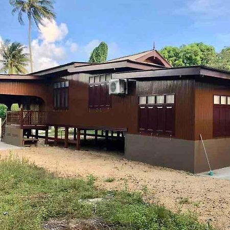 De Rhumaa Homestay クアラ・トレンガヌ エクステリア 写真